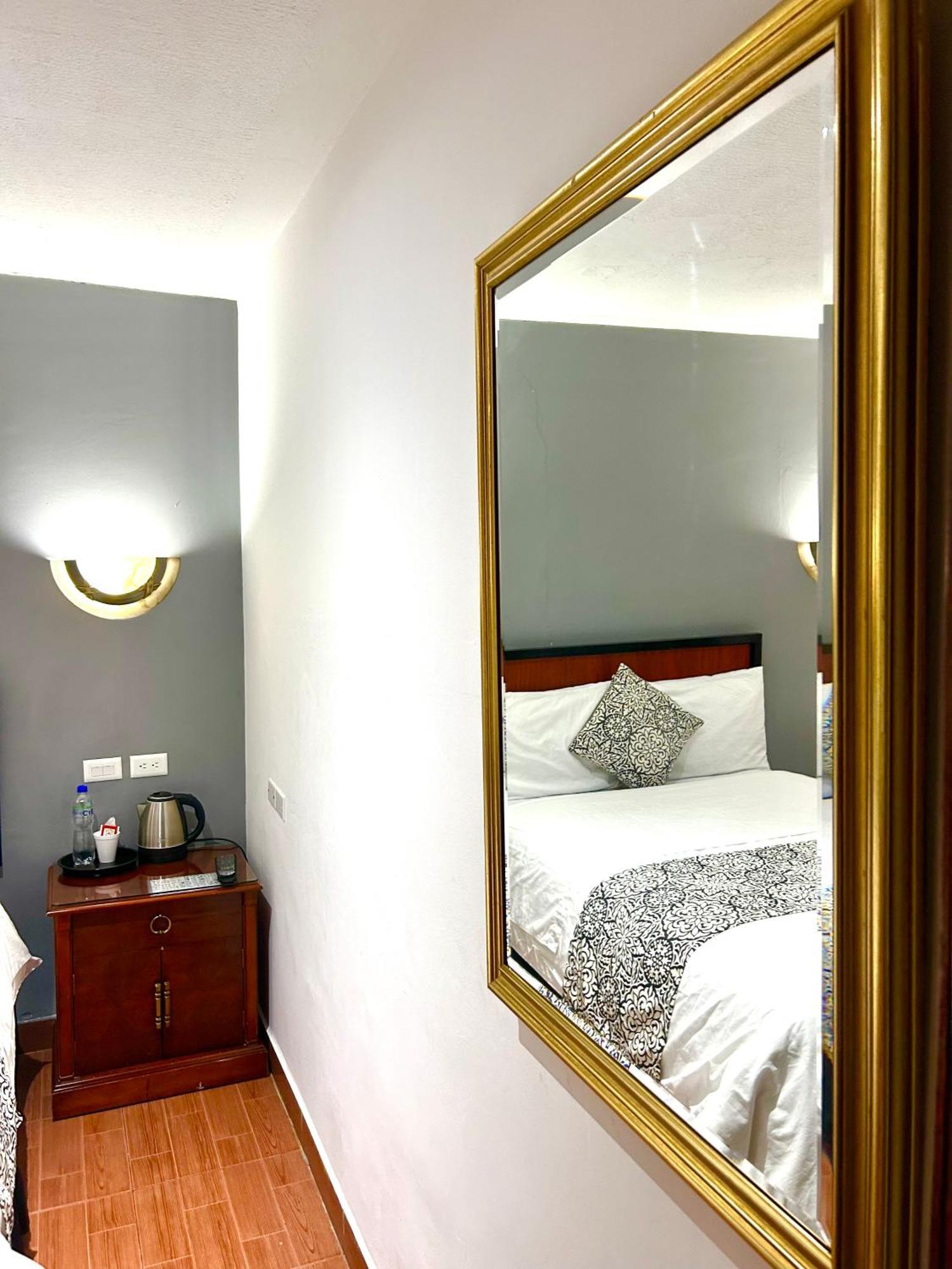 Accel Hotel La Quinta Ibarra Eksteriør bilde